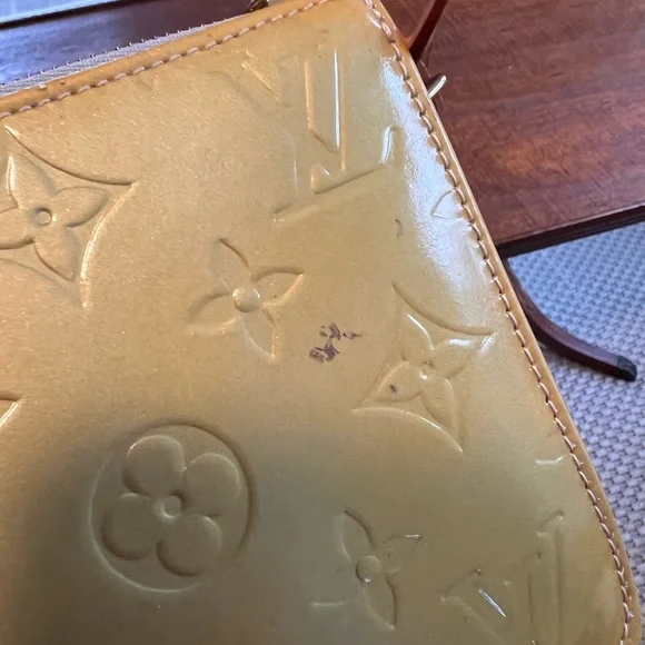 Louis Vuitton Lexington Pochette - Picture 7 of 14